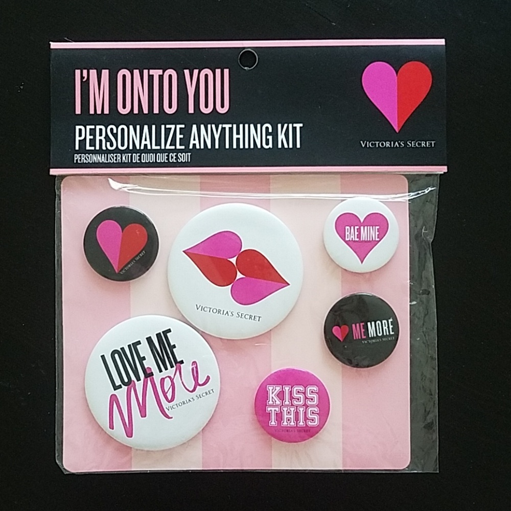Victoria's Secret I'M ONTO YOU pin buttons kit